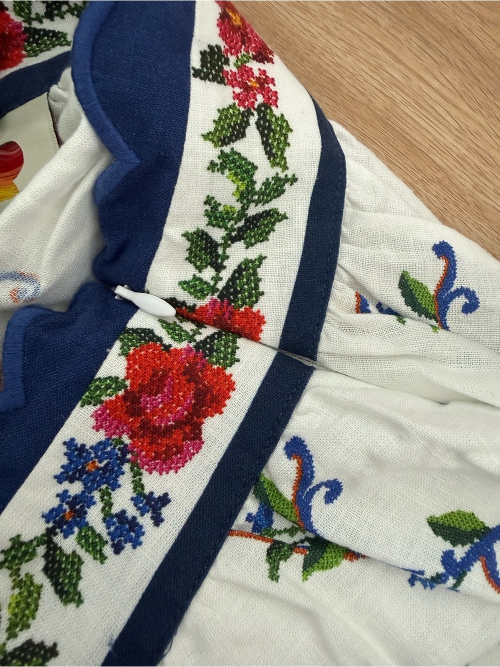 FARM Rio White A-Line Skirt with Red Floral Embroidery and Navy Trim - Picture 8 of 9